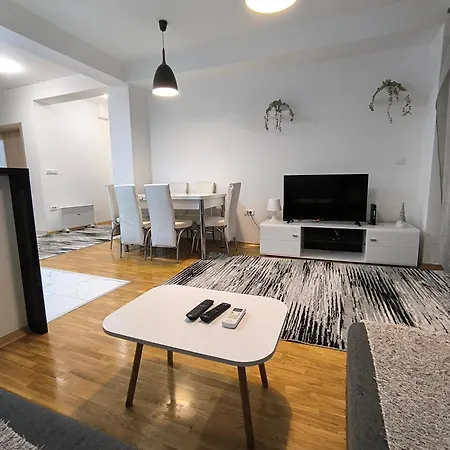 דירה D&n סקופיה